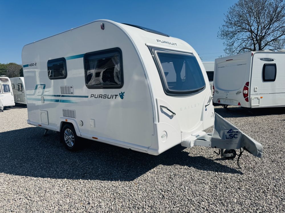 Bailey  Pursuit 400-2