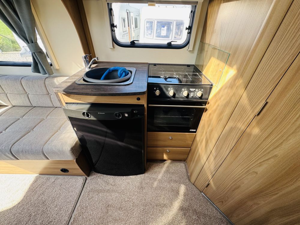 Bailey  Pursuit 400-2