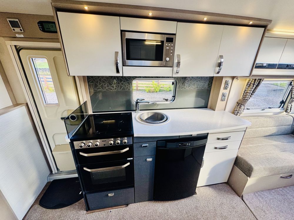 Swift Eccles  530al ✔️