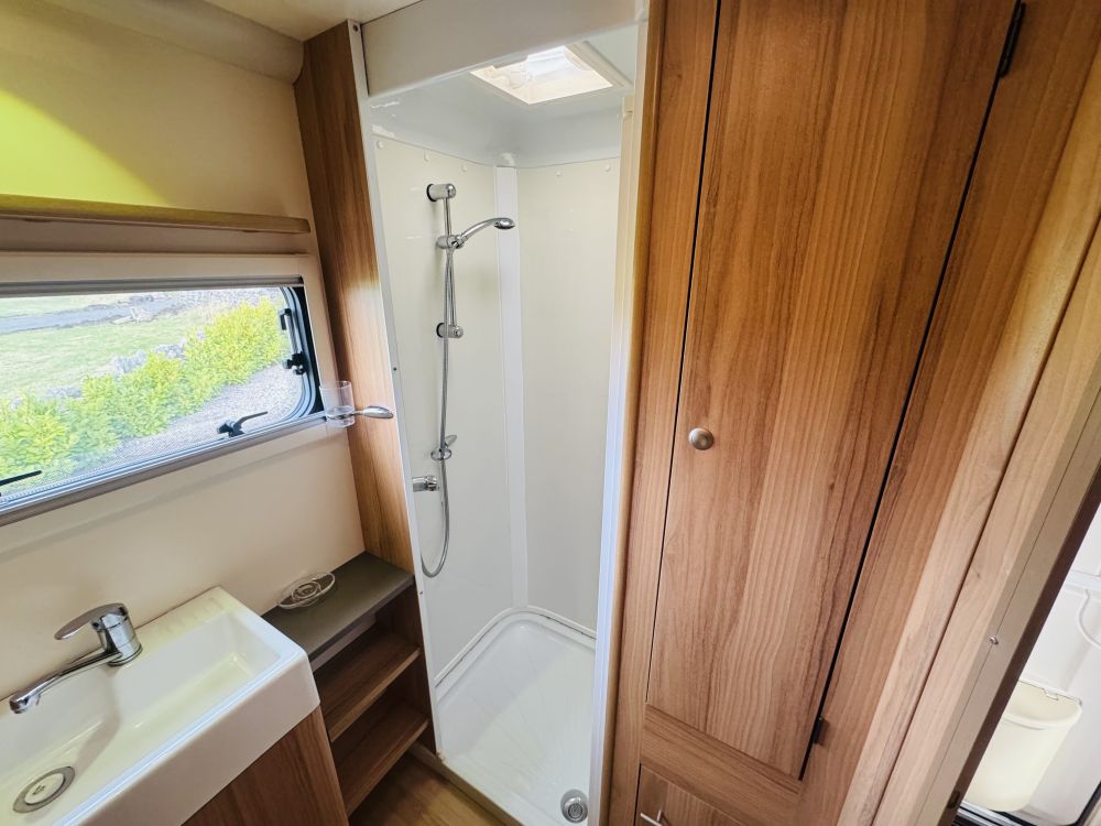 bailey Pegasus  Genoa 