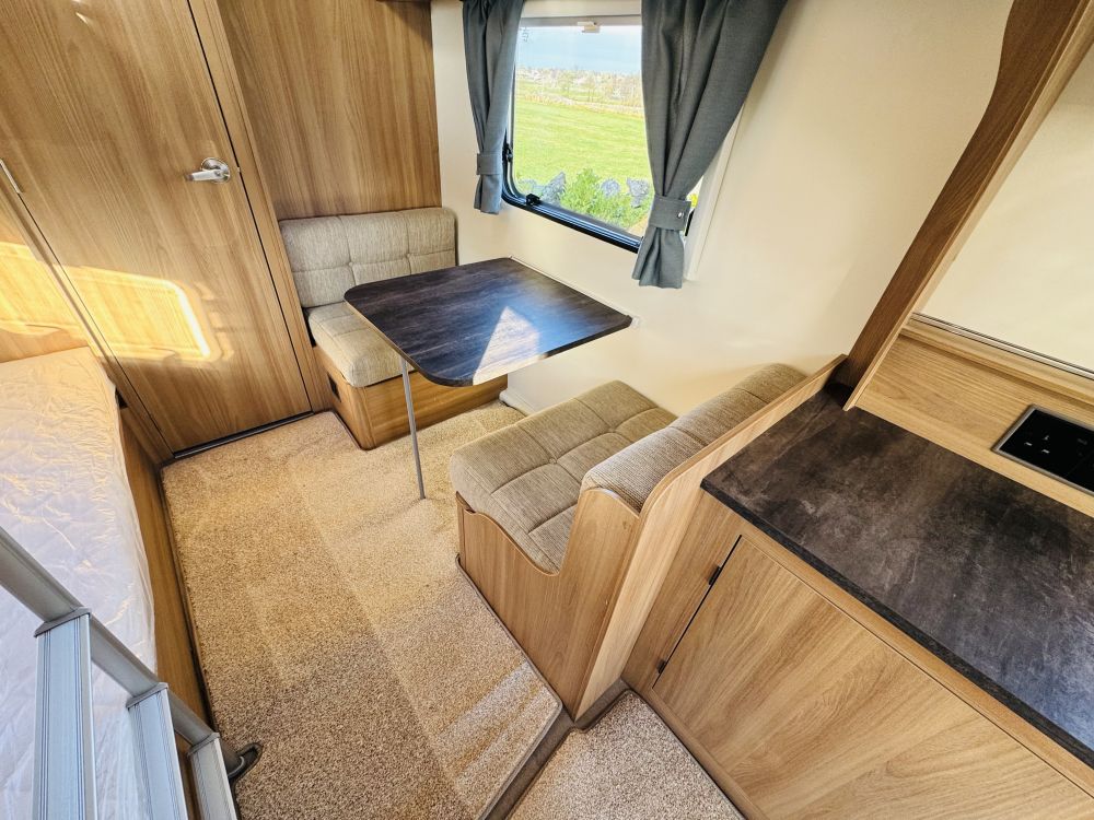 Bailey Pursuit  560/5 