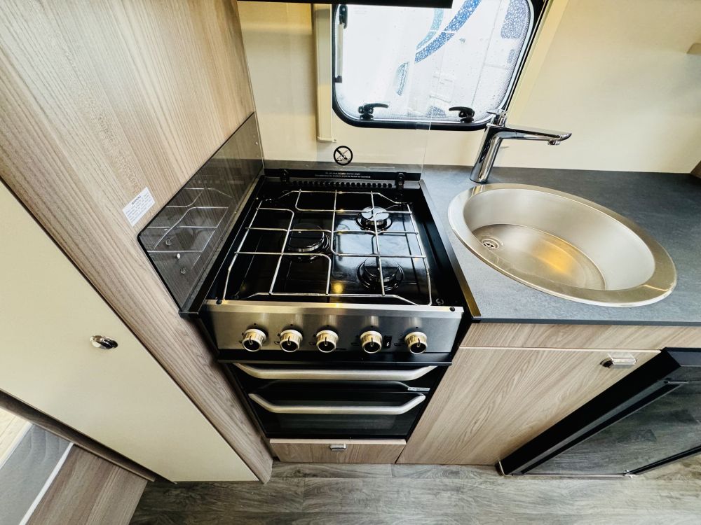 Swift Sprite Grande Quattro  FB 8 ft Wide 