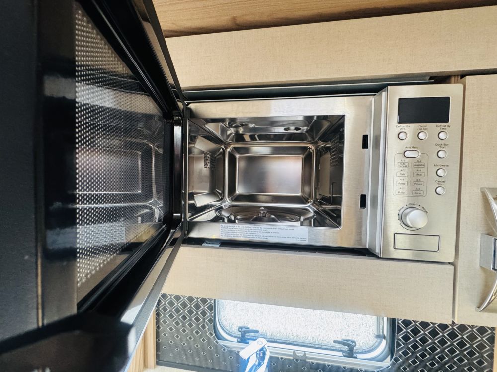 Swift Challenger  480 - 2 Berth 