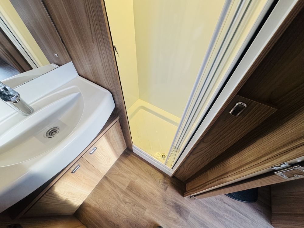 Swift Challenger  480 - 2 Berth 