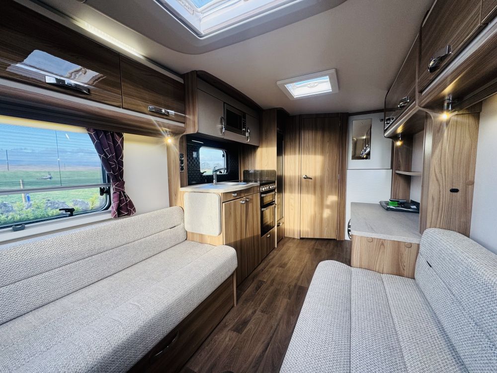 Swift Challenger  480 - 2 Berth 