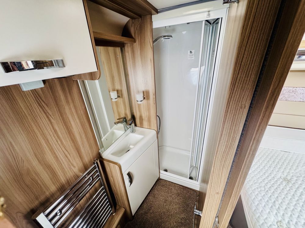 Swift Elegance  580