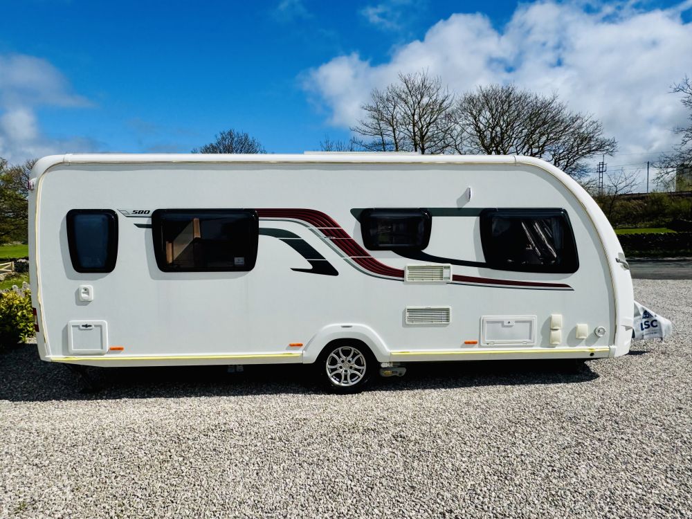 Swift Elegance  580