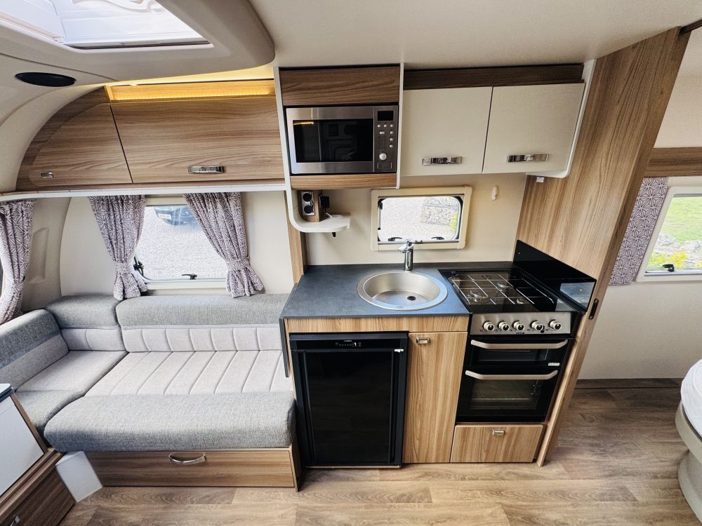 Swift  Astbury 4 SB