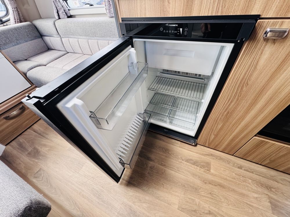 Swift  Astbury 4 SB