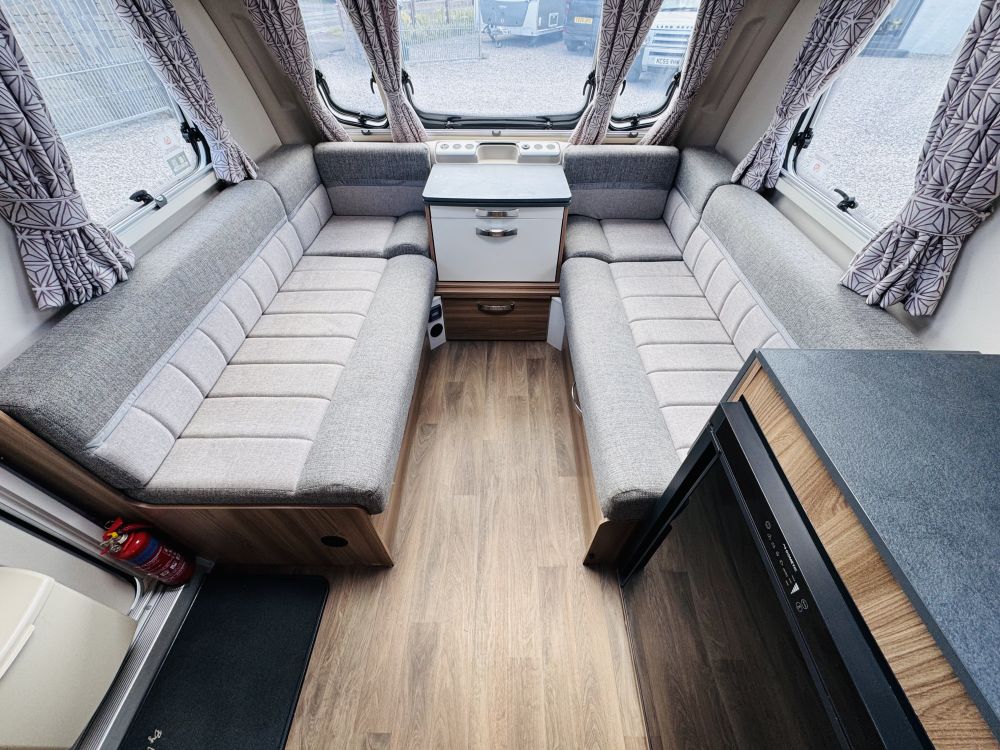 Swift  Astbury 4 SB