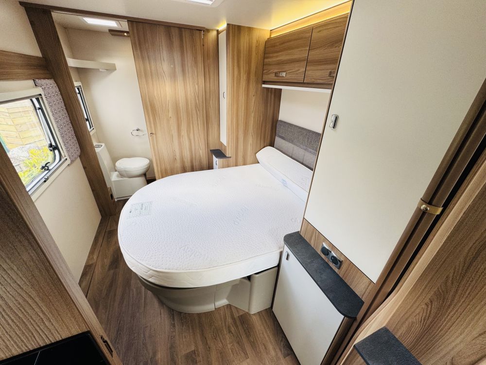 Swift  Astbury 4 SB