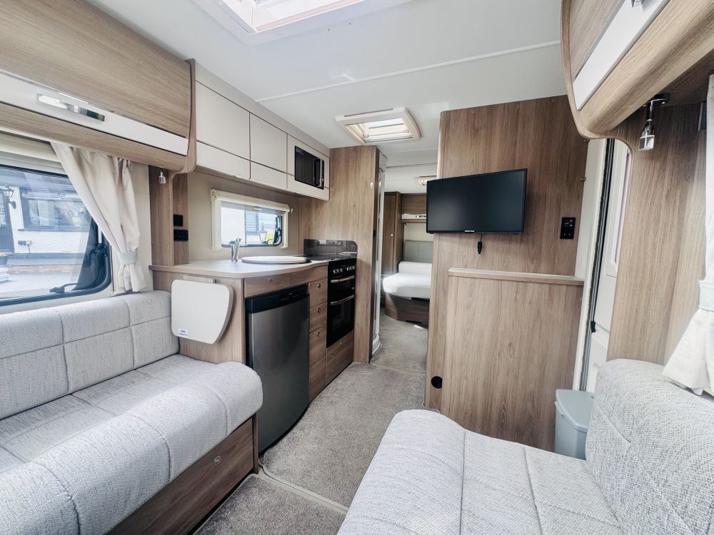 Compass  Casita 550