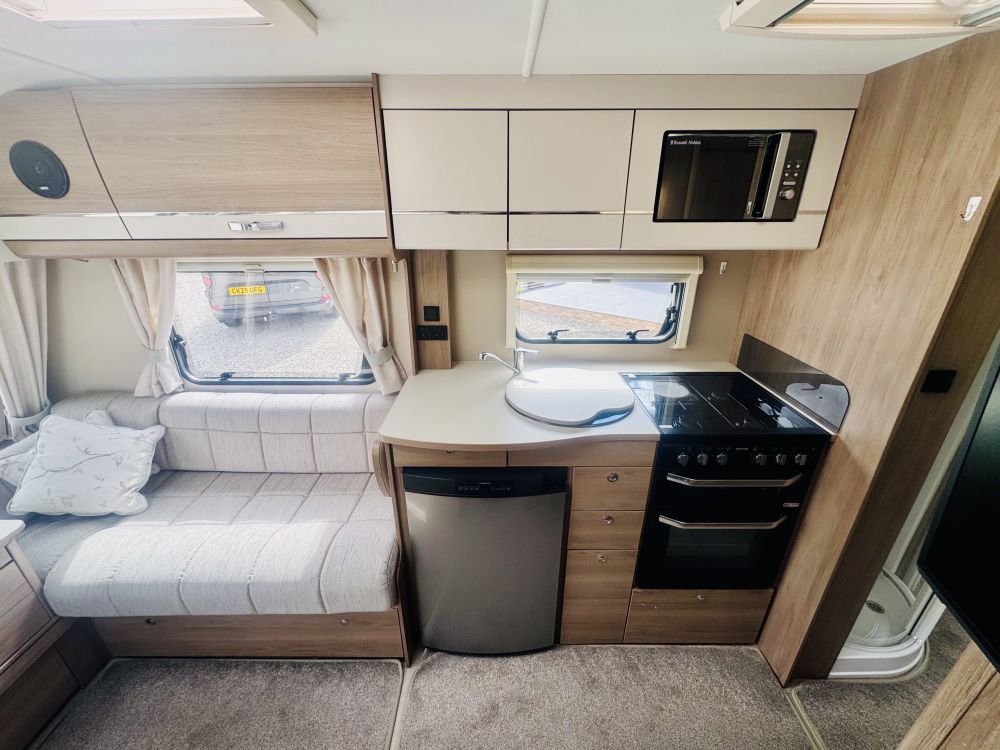 Compass  Casita 550
