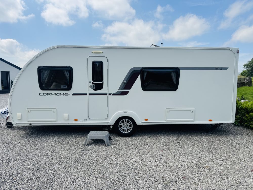 Swift Corniche  19/4 Fixed Bed 