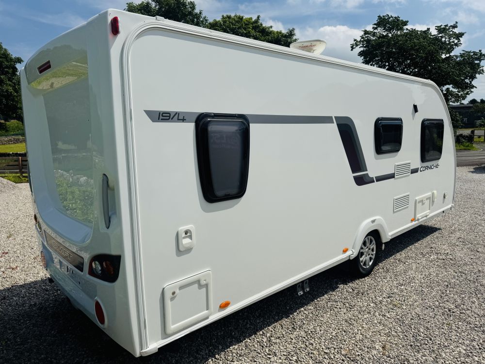 Swift Corniche  19/4 Fixed Bed 